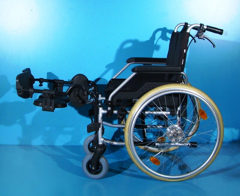 Scaun cu rotile Meyra, latime sezut 46 cm