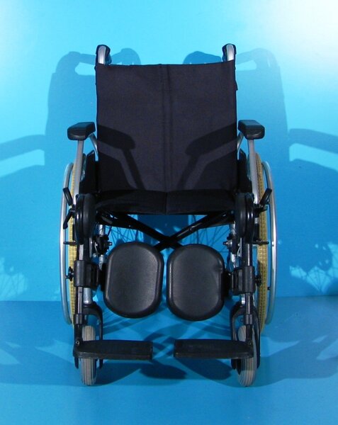 Scaun cu rotile Meyra, latime sezut 46 cm